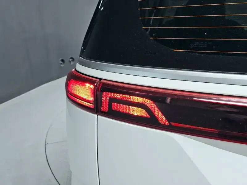2022 Kia Carnival с пробегом 153 904 км