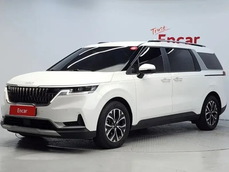 2022 Kia Carnival с пробегом 101 494 км