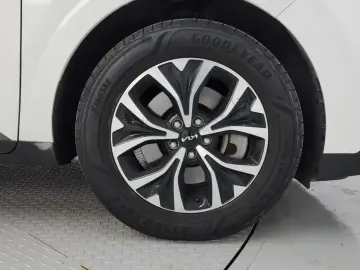 2022 Kia Carnival с пробегом 101 494 км