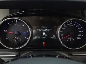 2022 Kia Carnival с пробегом 101 494 км