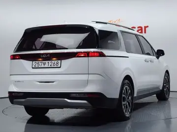 2022 Kia Carnival с пробегом 82 246 км