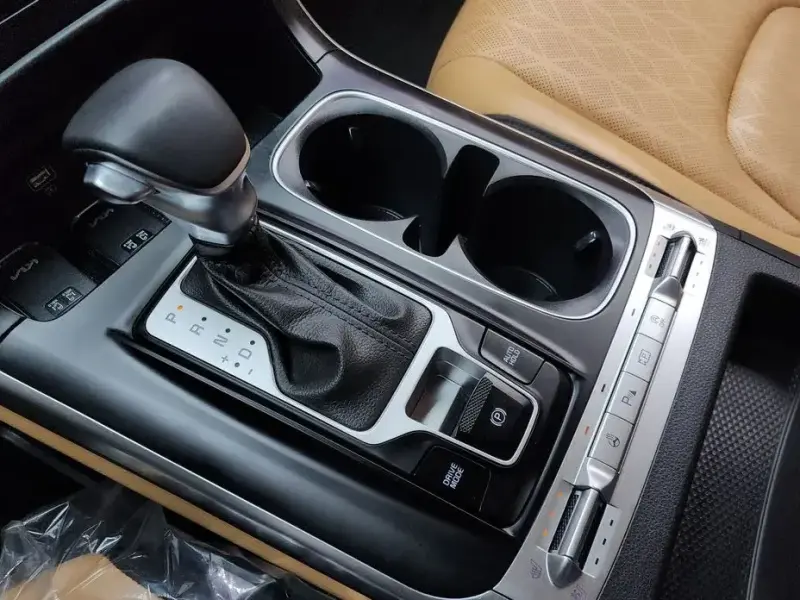 2022 Kia Carnival с пробегом 82 246 км