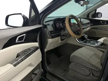 2021 Kia Carnival с пробегом 29 161 км