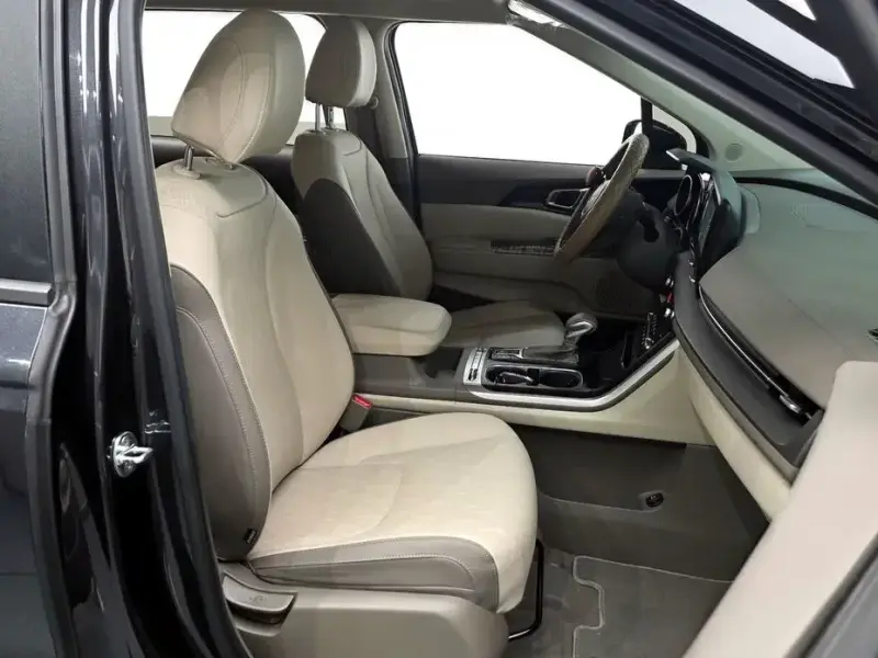 2021 Kia Carnival с пробегом 29 161 км