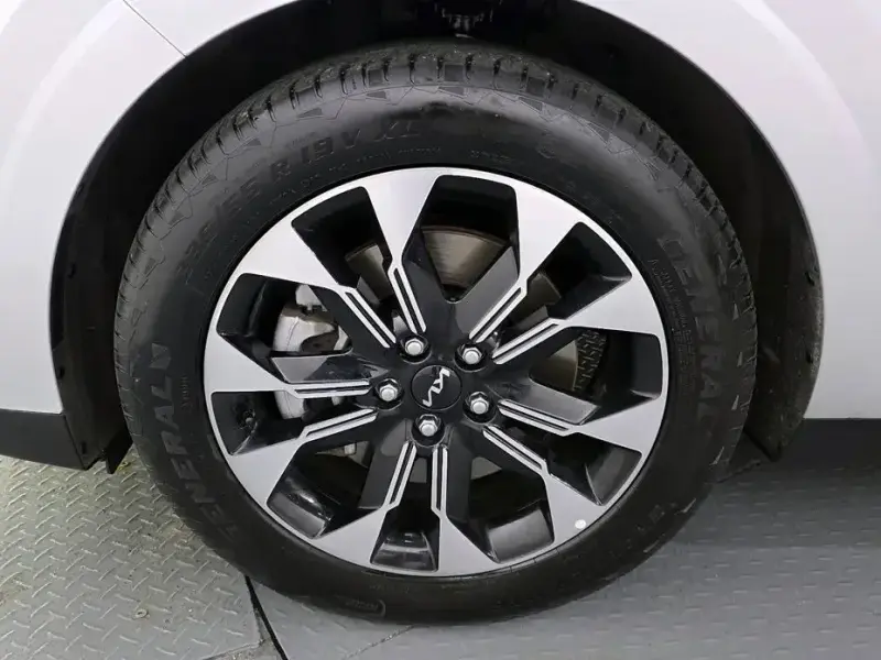 2022 Kia Carnival с пробегом 58 527 км