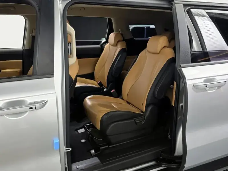 2022 Kia Carnival с пробегом 58 527 км