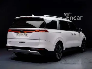 2021 Kia Carnival с пробегом 110 372 км
