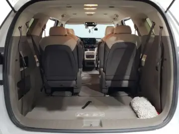 2021 Kia Carnival с пробегом 98 553 км