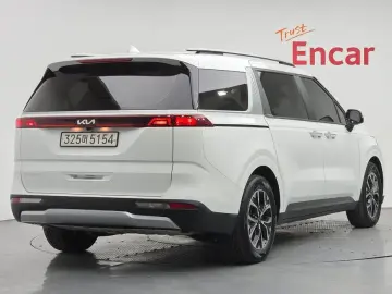 2022 Kia Carnival с пробегом 109 700 км