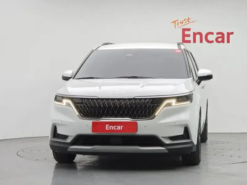 2022 Kia Carnival с пробегом 109 700 км