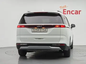 2022 Kia Carnival с пробегом 109 700 км