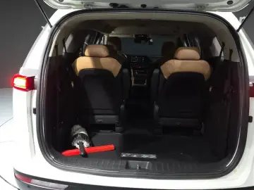 2021 Kia Carnival с пробегом 93 221 км