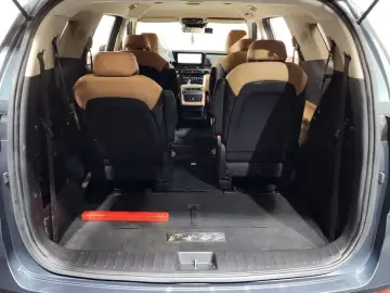 2021 Kia Carnival с пробегом 98 827 км