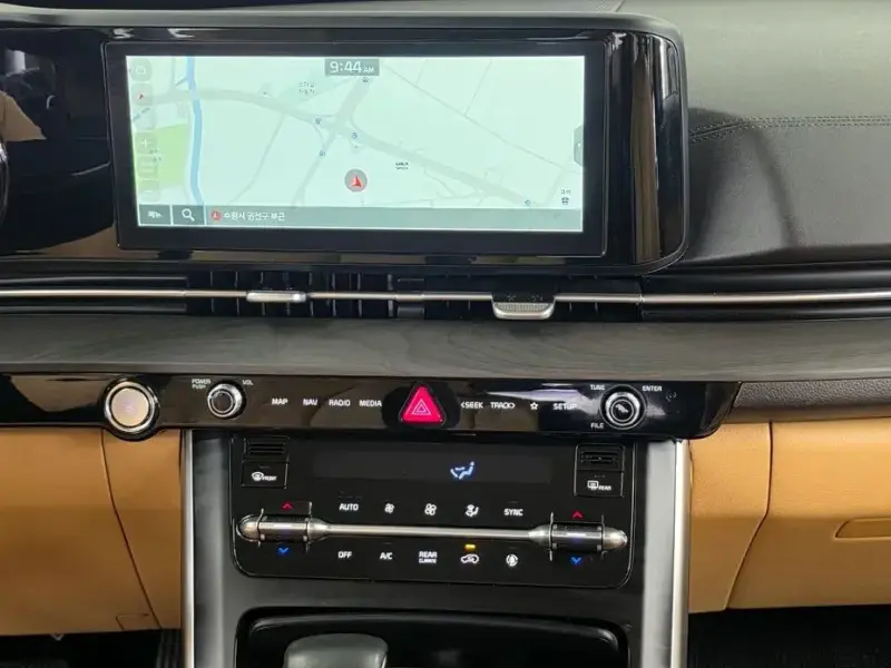 2021 Kia Carnival с пробегом 49 871 км