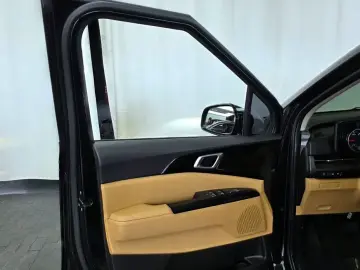 2021 Kia Carnival с пробегом 49 871 км
