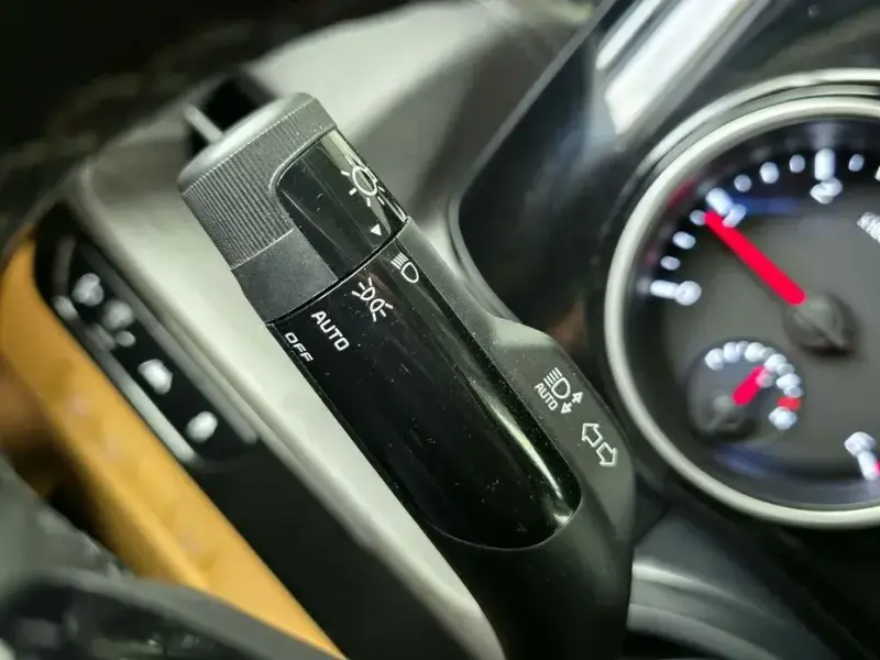 2021 Kia Carnival с пробегом 49 871 км