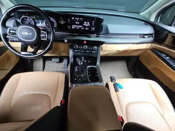 2022 Kia Carnival с пробегом 79 947 км