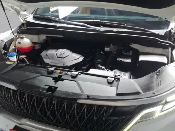 2022 Kia Carnival с пробегом 97 890 км