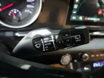 2022 Kia Carnival с пробегом 97 890 км