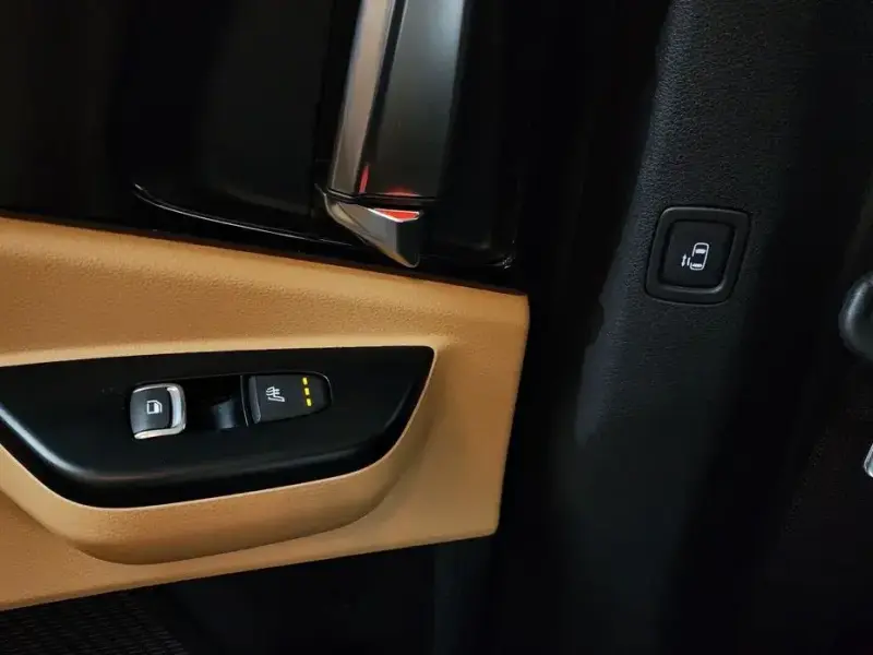 2022 Kia Carnival с пробегом 29 950 км