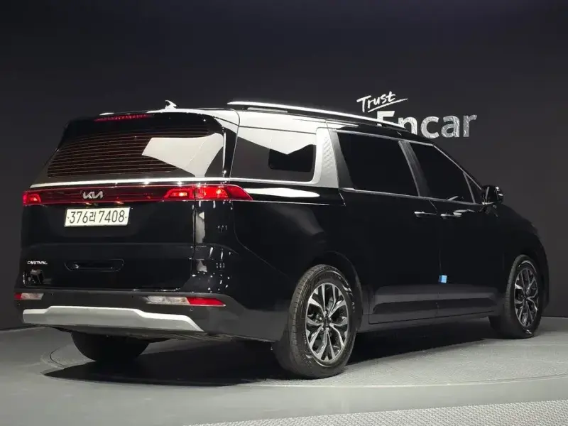 2021 Kia Carnival с пробегом 101 658 км