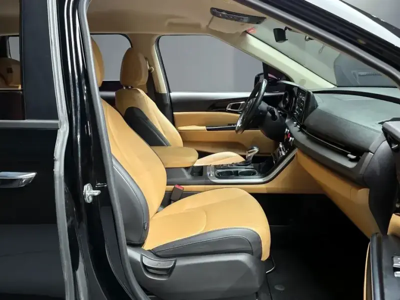 2021 Kia Carnival с пробегом 101 658 км