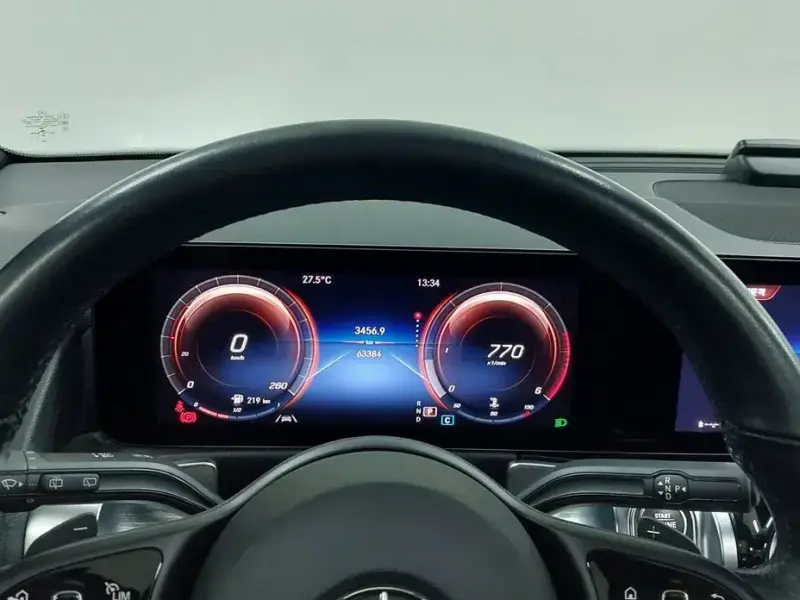 2021 Mercedes-Benz GLB с пробегом 63 382 км