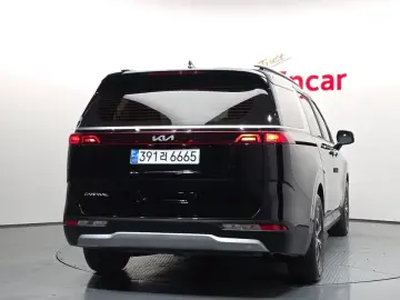 2023 Kia Carnival с пробегом 75 375 км
