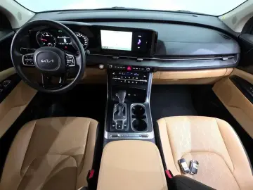 2023 Kia Carnival с пробегом 75 375 км