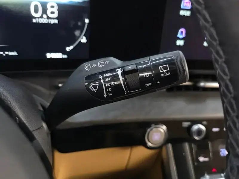 2022 Kia Carnival с пробегом 94 333 км