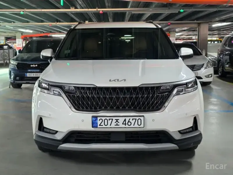 2022 Kia Carnival с пробегом 44 734 км
