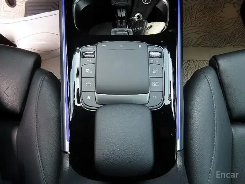 2021 Mercedes-Benz GLB с пробегом 70 428 км