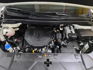 2022 Kia Carnival с пробегом 44 734 км