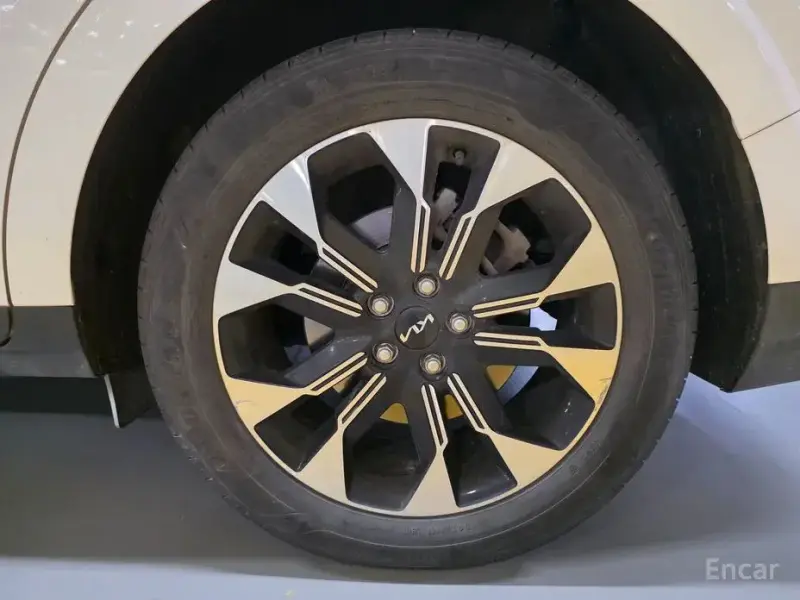 2022 Kia Carnival с пробегом 44 734 км