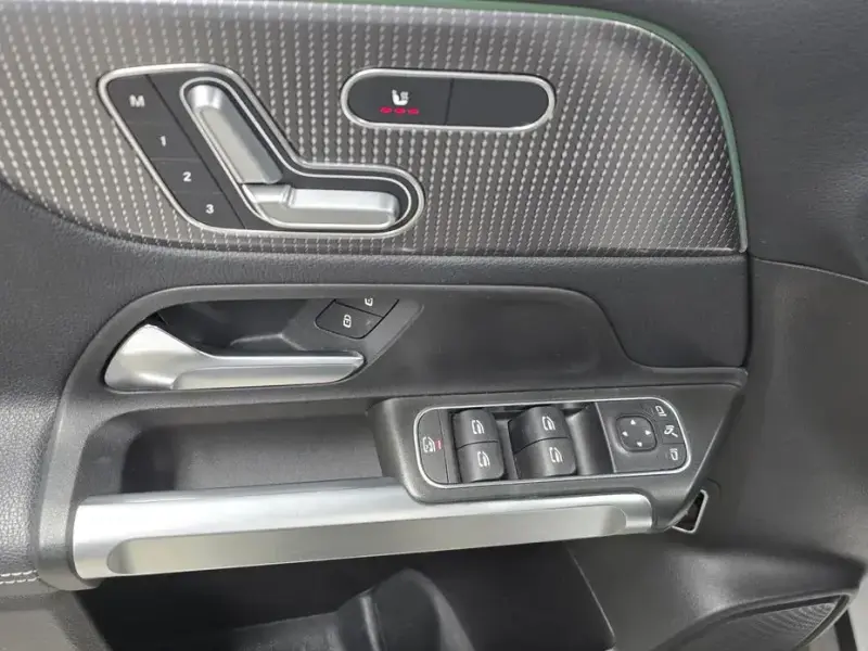 2020 Mercedes-Benz GLB с пробегом 76 990 км