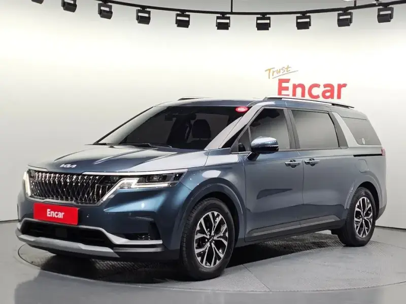 2022 Kia Carnival с пробегом 96 675 км