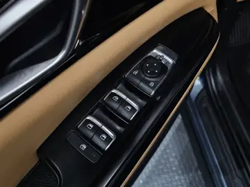 2022 Kia Carnival с пробегом 96 675 км