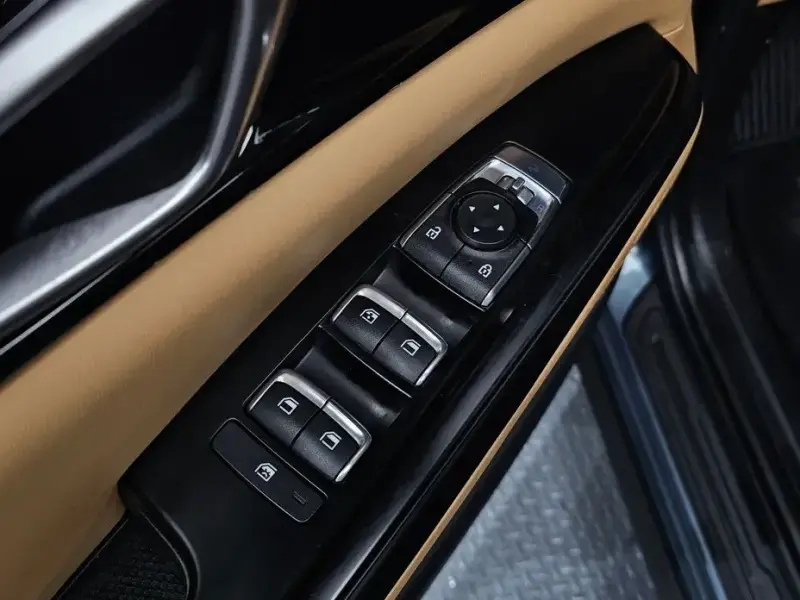 2022 Kia Carnival с пробегом 96 675 км