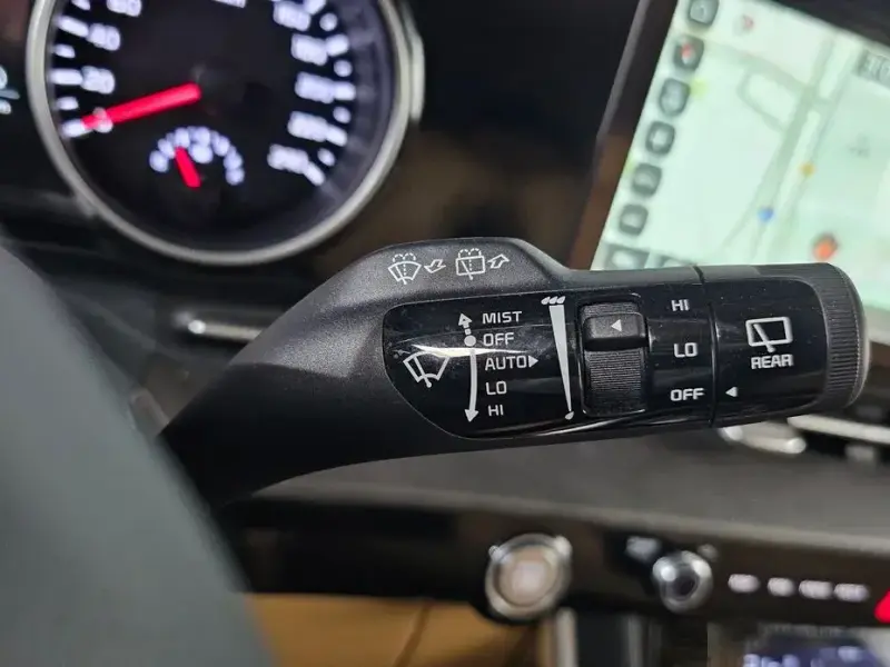 2022 Kia Carnival с пробегом 96 675 км