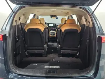 2022 Kia Carnival с пробегом 96 675 км