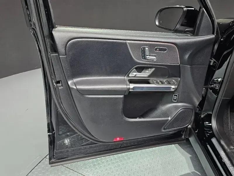 2021 Mercedes-Benz GLB с пробегом 59 553 км