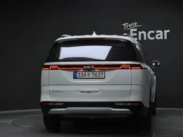 2023 Kia Carnival с пробегом 53 166 км