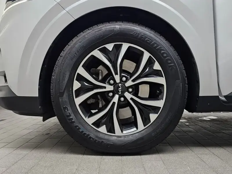 2022 Kia Carnival с пробегом 103 170 км