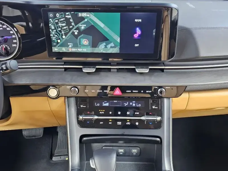 2022 Kia Carnival с пробегом 103 170 км