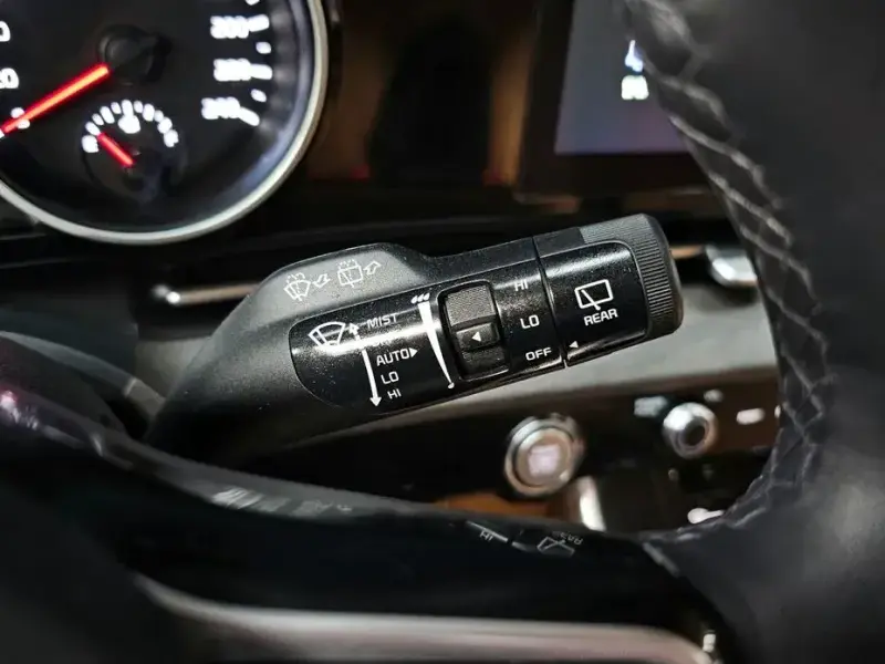 2023 Kia Carnival с пробегом 53 166 км