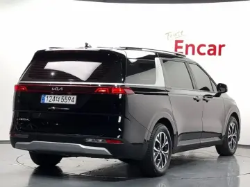 2023 Kia Carnival с пробегом 112 705 км