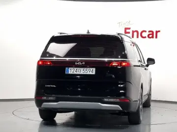 2023 Kia Carnival с пробегом 112 705 км