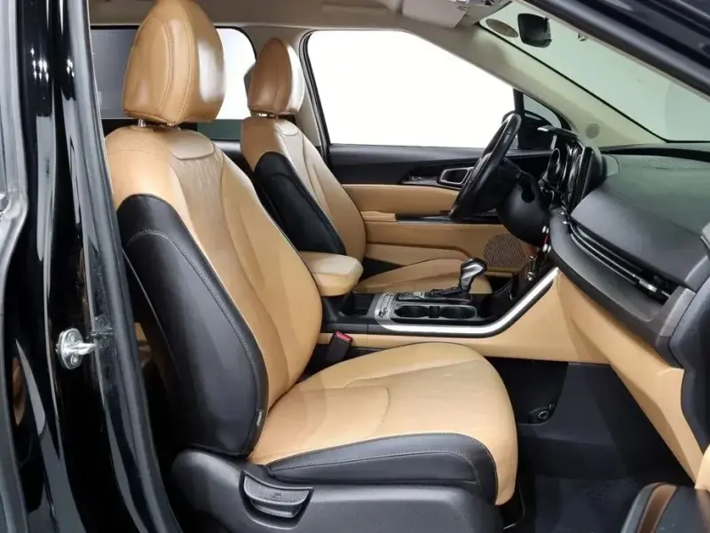 2023 Kia Carnival с пробегом 112 705 км