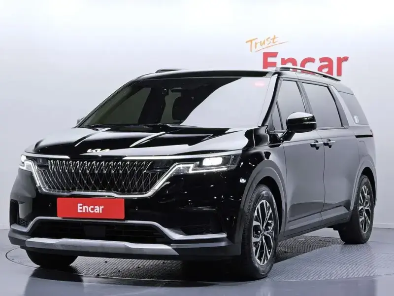 2023 Kia Carnival с пробегом 135 524 км