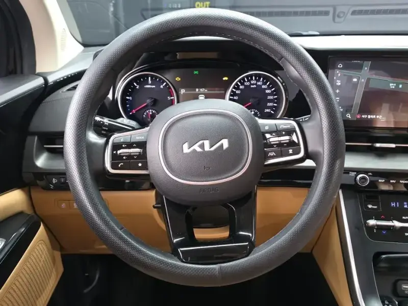 2022 Kia Carnival с пробегом 94 322 км